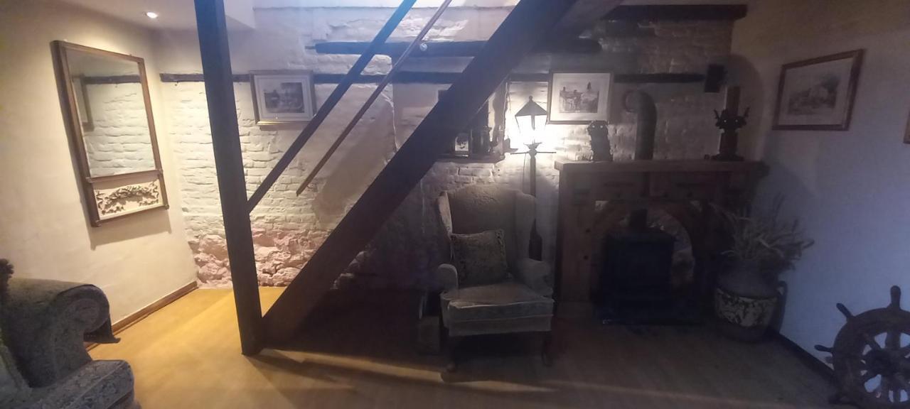 Plumpton Barn Villa แอชฟอร์ด ภายนอก รูปภาพ