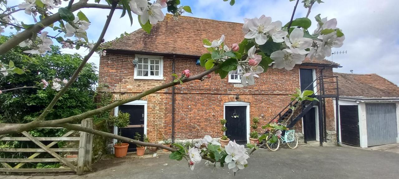 Plumpton Barn Villa แอชฟอร์ด ภายนอก รูปภาพ