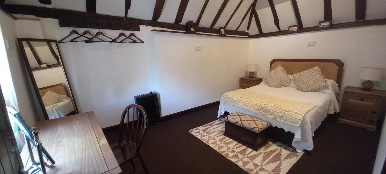 Plumpton Barn Villa แอชฟอร์ด ภายนอก รูปภาพ
